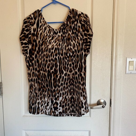 Worthington Brown Leopard Print Top - Picture 5 of 10